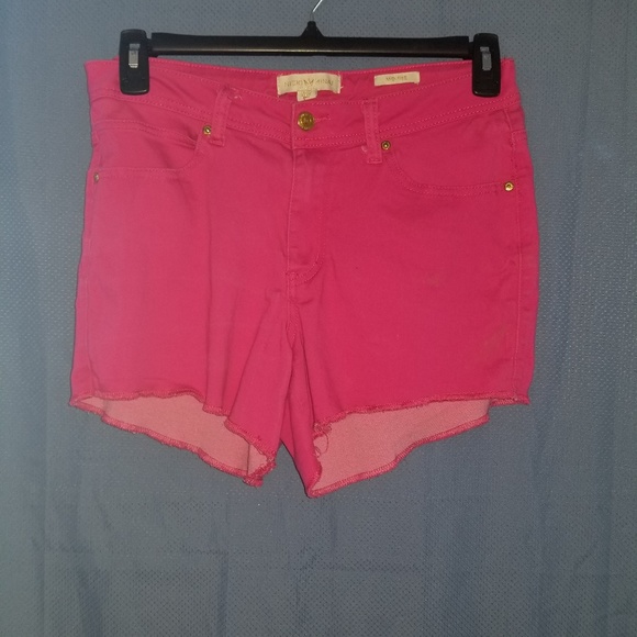 Pink Shorts - Picture 1 of 1